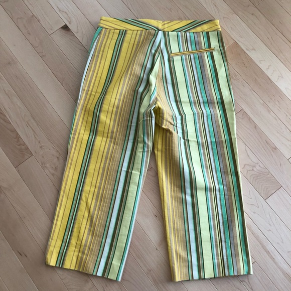 How & Wen Beautiful Capri Pants 100% Quality Cotton Stretch Size 0 Tried on Once - Picture 2 of 2